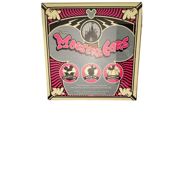 Disney MousekeEars Mini Donald Duck Ear Hat – Collectible Boxed Keychain Hat New - Picture 3 of 4